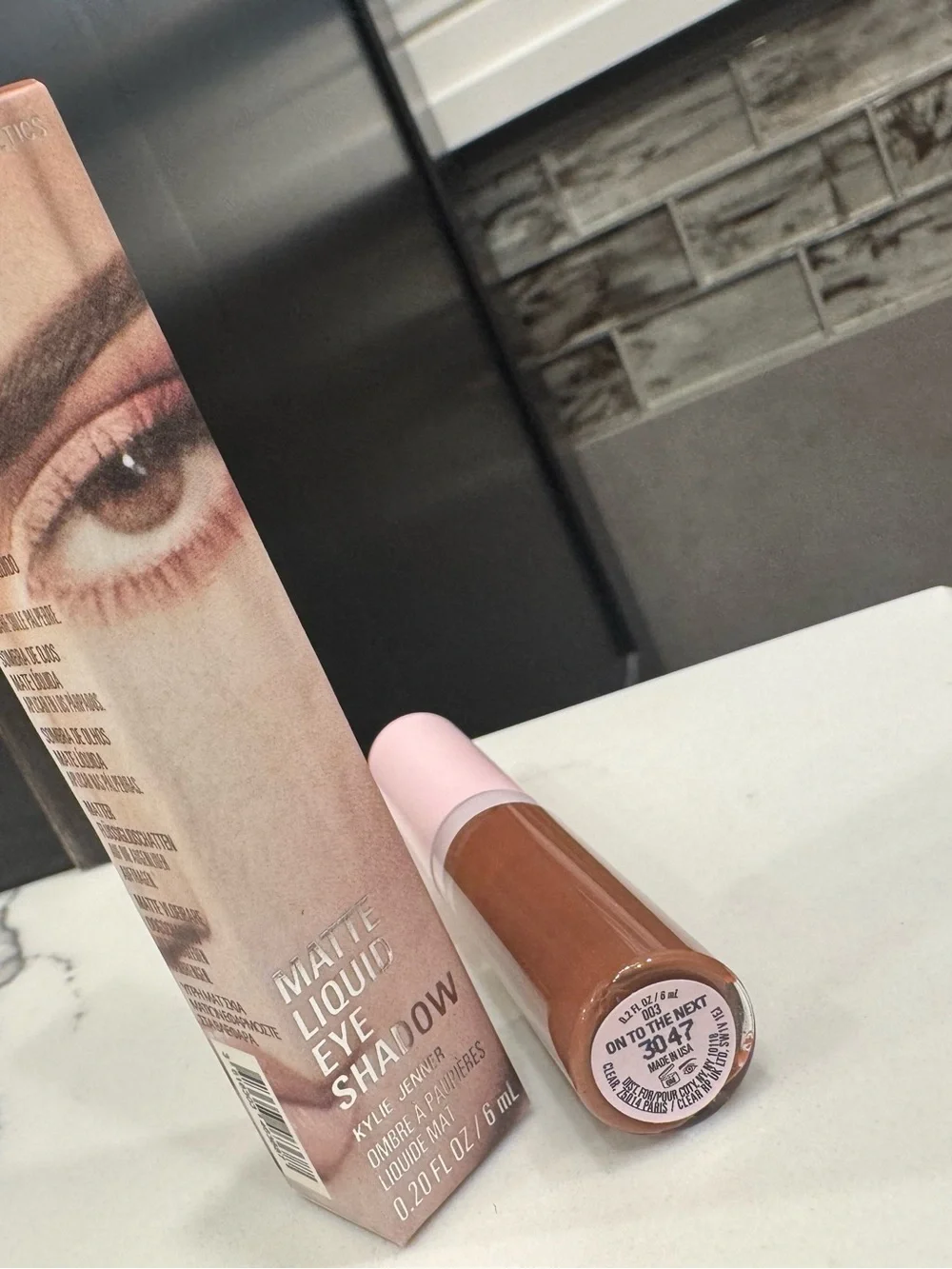 Kylie Cosmetics Matte Liquid Eye Shadow-Shade ON TO THE NEXT